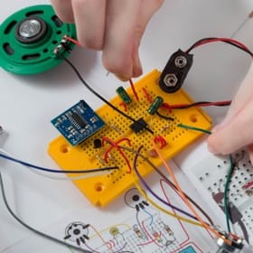 Build Your Own Retro Radio image 1